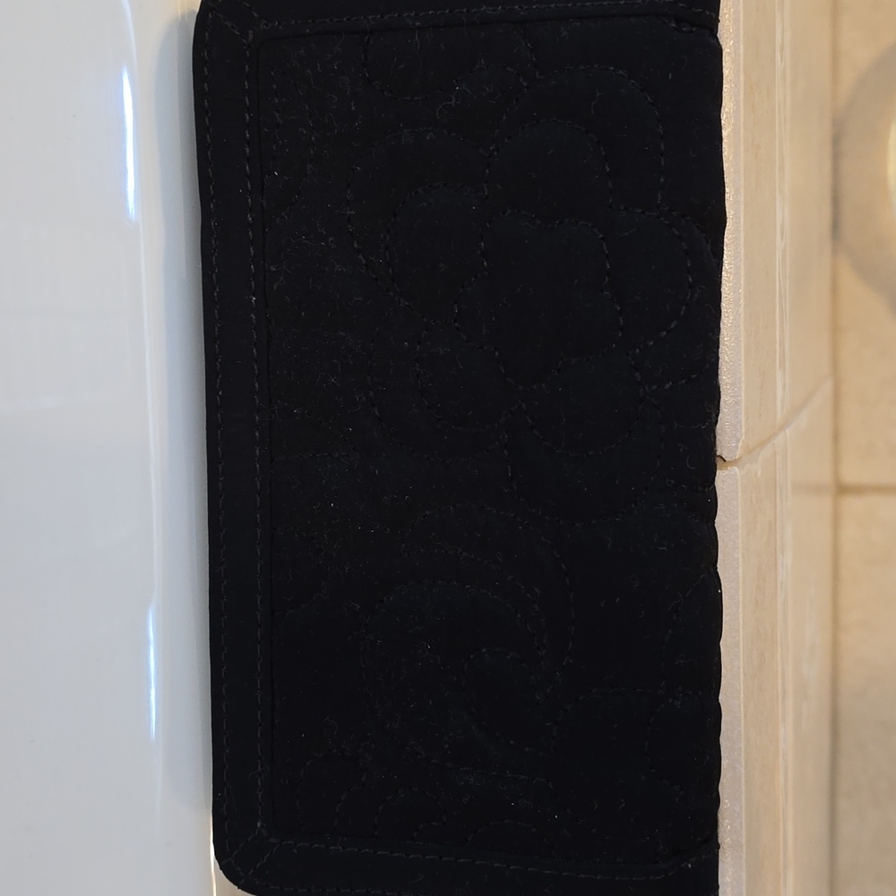 Vera Bradley Elegant Black Clutch Wallet - Picture 3 of 7